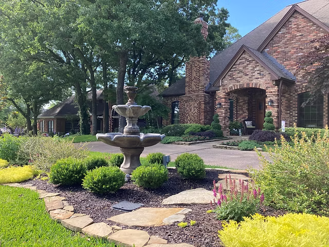 Choosing the Right Landscape Company in Grapevine, Texas: What Homeowners Should Know